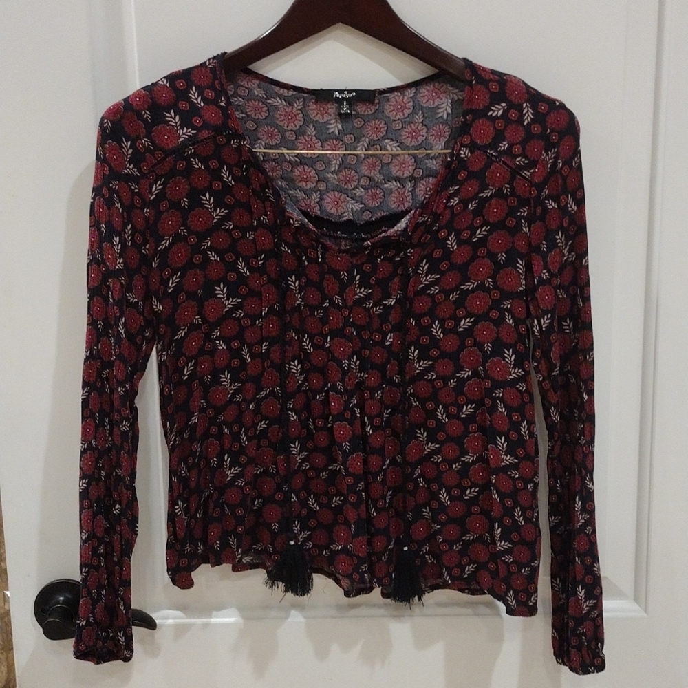 Papaya. Boho Style Flowy Top.Size Small